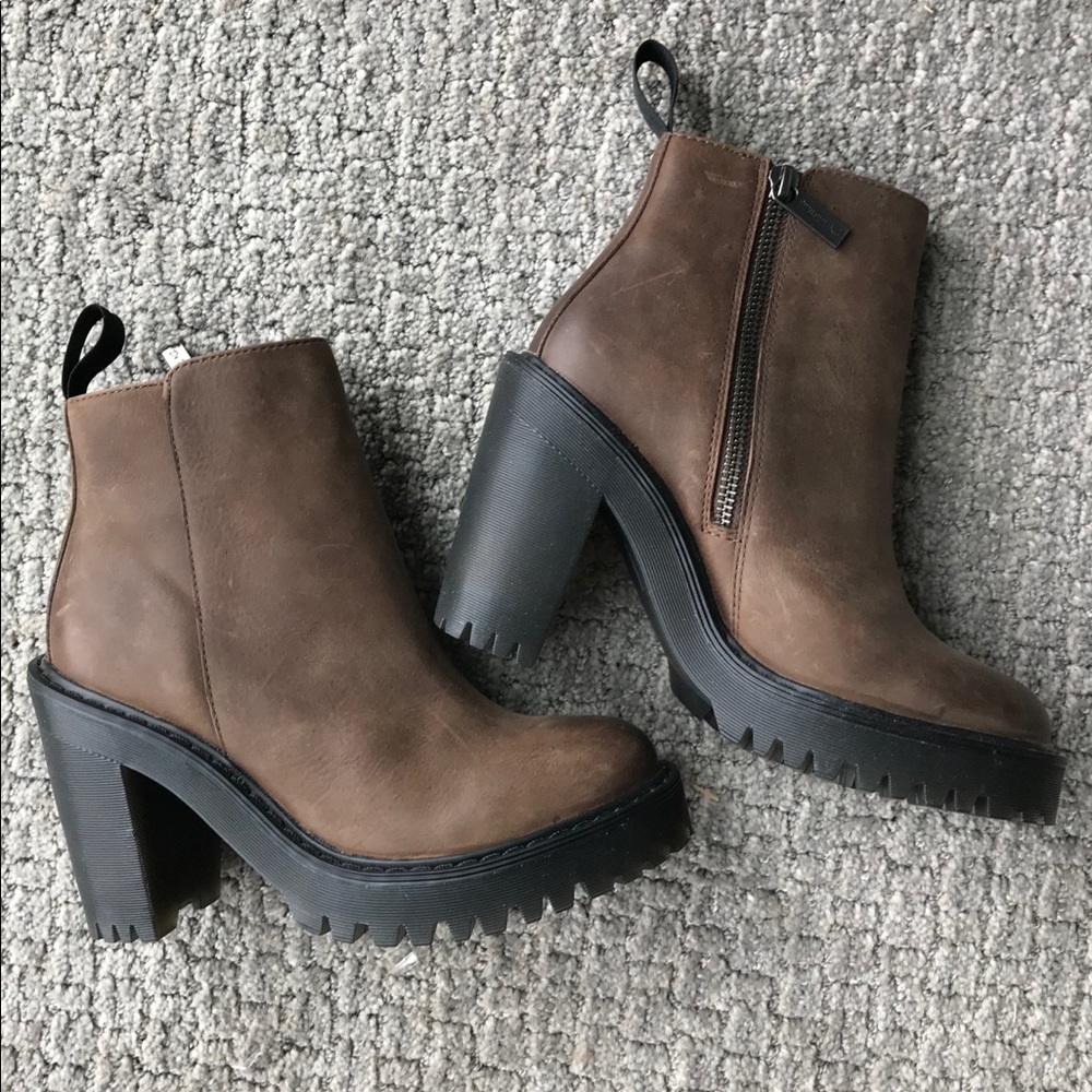 Dr. Martens Magdalena Leather Brown Boots US5/UK3